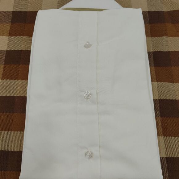 HENRY SEGAL IVORY FITTED MICROFIBER LAY DOWN COLLAR DRESS SHIRT. - Picture 2 of 4